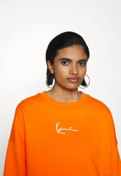 Bestes Angebot 🎁 Karl Kani SMALL SIGNATURE CREW - Sweatshirt - Orange, Damen ✨ 9 Bestes Angebot 🎁 Karl Kani SMALL SIGNATURE CREW - Sweatshirt - Orange, Damen ✨ -Karl Kani Verkäufe 05f6a48de59a4653b8054e8ebb0a203b