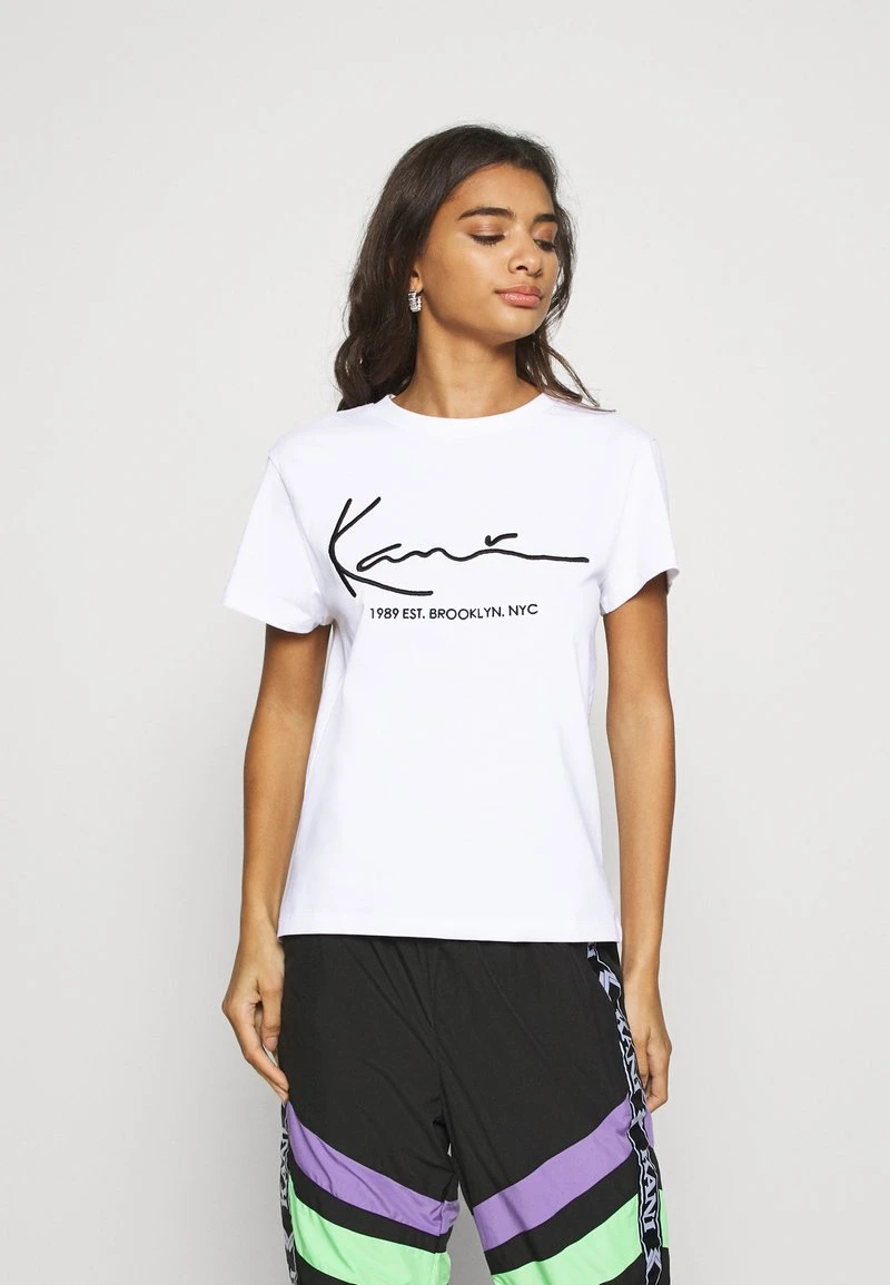 Beste Bewertungen von 🔥 Karl Kani SIGNATURE TEE - T-Shirt Print - White, Damen 🌟 1 Beste Bewertungen von 🔥 Karl Kani SIGNATURE TEE - T-Shirt Print - White, Damen 🌟