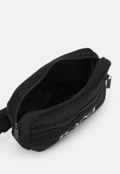 Aktion 🥰 Karl Kani RETRO HIP BAG UNISEX - Gürteltasche - Black ⌛ -Karl Kani Verkäufe 0d3fb85bfc2c4a41bbfdbd2069e6eaa4