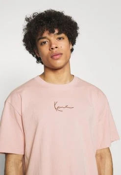 Billig 👏 Karl Kani SMALL SIGNATURE TEE UNISEX - T-Shirt Print - Rose ⭐ -Karl Kani Verkäufe 0f60e9389821430583388a61338c67dd