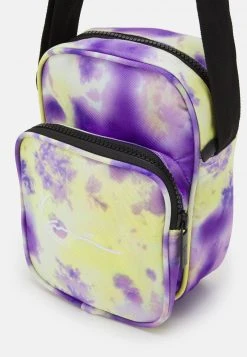 Großhandel ❤️ Karl Kani SIGNATURE TIE DYE MESSENGER - Umhängetasche - Lilac/yellow, Herren 👍 7 Großhandel ❤️ Karl Kani SIGNATURE TIE DYE MESSENGER - Umhängetasche - Lilac/yellow, Herren 👍 -Karl Kani Verkäufe 0ff87aab7aed4dbca6f072f36277da1f