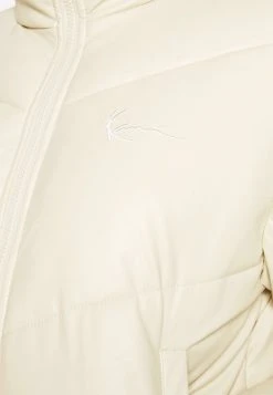 Billig 😀 Karl Kani CHEST SIGNATURE PUFFER JACKET - Winterjacke - Light Sand, Damen ❤️ -Karl Kani Verkäufe 157aae4f6d1445ffa271b869b9e50e29