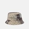 Großhandel 😍 Karl Kani SIGNATURE PAISLEY BUCKET HAT UNISEX - Hut - Brown ❤️
