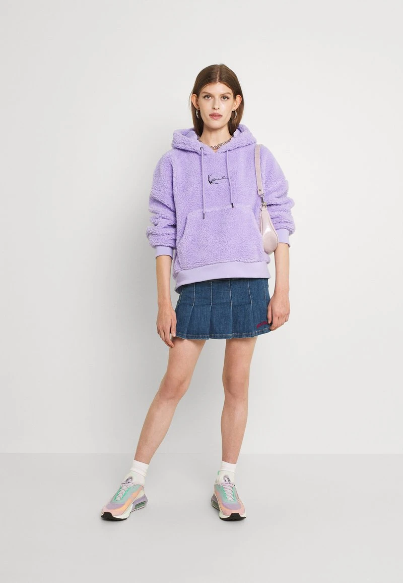 Großhandel 👍 Karl Kani SIGNATURE HOODIE - Kapuzenpullover - Lila, Damen 😉 2 Großhandel 👍 Karl Kani SIGNATURE HOODIE - Kapuzenpullover - Lila, Damen 😉 – Bild 2
