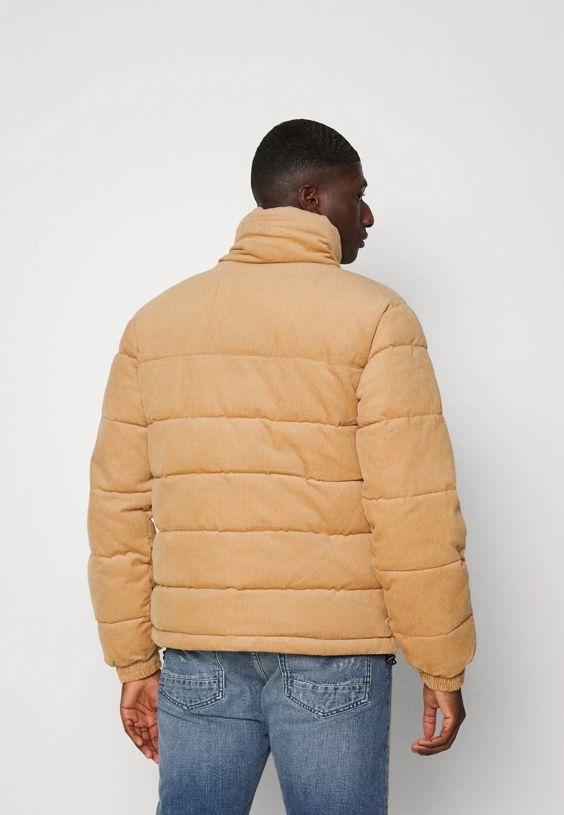 Bestes Angebot 🔥 Karl Kani UNISEX - Winterjacke - Sand 🎁 3 Bestes Angebot 🔥 Karl Kani UNISEX - Winterjacke - Sand 🎁 – Bild 3