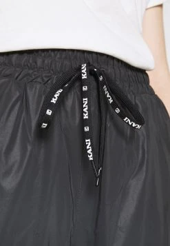 Blitzangebot 🎁 Karl Kani RETRO REFLECTIVE TRACKPANTS - Jogginghose - Black, Damen 😍 -Karl Kani Verkäufe 20342e9159aa4d44ba09a92aa120f6c4