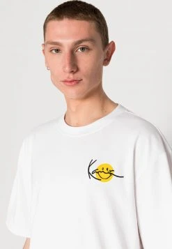 Auslauf ⭐ Karl Kani UNISEX CHEST SIGNATURE PRINT TEE - T-Shirt Print - White ⌛ 9 Auslauf ⭐ Karl Kani UNISEX CHEST SIGNATURE PRINT TEE - T-Shirt Print - White ⌛ -Karl Kani Verkäufe 21d0917dfdc84063abfbd5d0e7d596ab