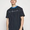 Großhandel ⭐ Karl Kani UNISEX ORIGINALS PINSTRIPE TEE - T-Shirt Print - Black 👏 -Karl Kani Verkäufe 26019b880f4f488ebb721eae797b7c5b