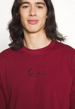 Billig 🤩 Karl Kani SIGNATURE ESSENTIAL TEE UNISEX - T-Shirt Basic - Dark Red ⭐ 9 Billig 🤩 Karl Kani SIGNATURE ESSENTIAL TEE UNISEX - T-Shirt Basic - Dark Red ⭐ -Karl Kani Verkäufe 2678baa82844403bbc95cc7c5a6c6545