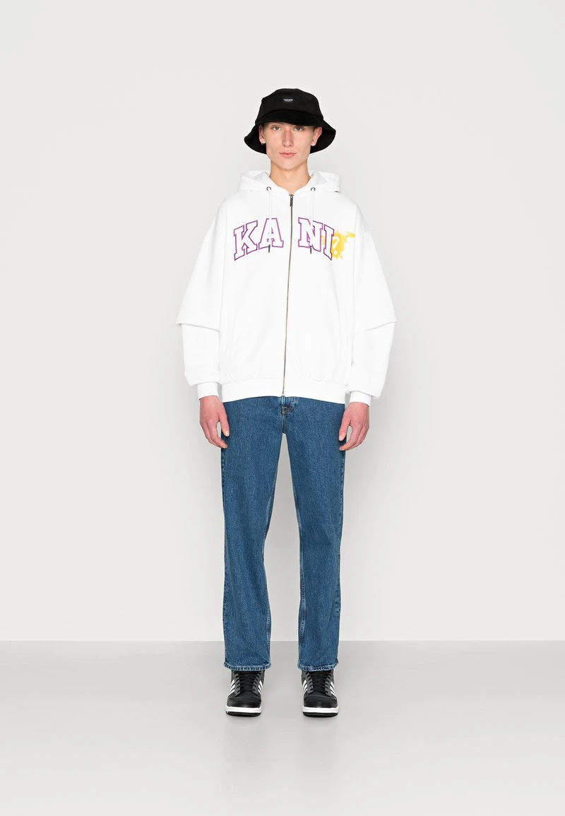 Top 10 ⌛ Karl Kani SERIF ZIP HOODIE UNISEX - Sweatjacke - White 🤩 2 Top 10 ⌛ Karl Kani SERIF ZIP HOODIE UNISEX - Sweatjacke - White 🤩 – Bild 2