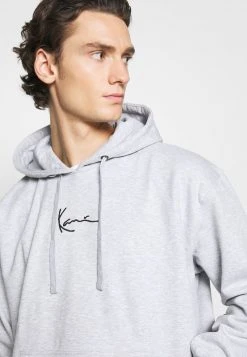Rabatt ❤️ Karl Kani SMALL SIGNATURE HOODIE - Kapuzenpullover - Grey, Herren 🧨 -Karl Kani Verkäufe 27fb55c02cc04912ab9295795af0c049