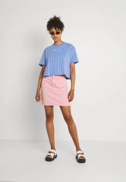 Budget ✨ Karl Kani SMALL SIGNATURE SHORT PINSTRIPE TEE - T-Shirt Print - Blue, Damen 💯 -Karl Kani Verkäufe 2ae06b52305c406a8bfcde1a10e03aff
