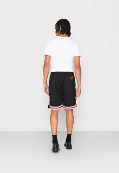Schlussverkauf ⌛ KARL KANI X SMILEY® SMALL SIGNATURE SCRIBBLE - Shorts - Black, Herren 🎉 -Karl Kani Verkäufe 2e64e6467b0a4ca3be395564ff2d2742