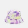 Budget ✔️ Karl Kani SIGNATURE TIE DYE BUCKET HAT - Hut - Lilac/yellow, Herren 😍 -Karl Kani Verkäufe 2fe55a7eb3e64456abc9b7c2c160e68f