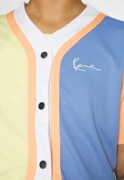 Bestpreis ❤️ Karl Kani CHEST SIGNATURE BLOCK SHORT ⚾ BASEBALL - T-Shirt Print - Blue, Damen 💯 -Karl Kani Verkäufe 38bcb8e42fda4526a0c042529e7271b2