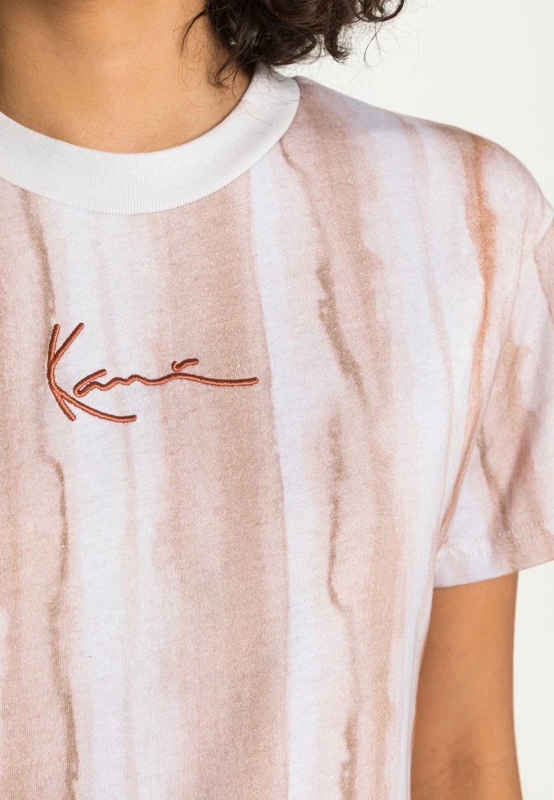 Bester Verkauf ⌛ Karl Kani SMALL SIGANTURE TIE DYE STRIPE TEE - T-Shirt Print - Sand, Damen 🔔 5 Bester Verkauf ⌛ Karl Kani SMALL SIGANTURE TIE DYE STRIPE TEE - T-Shirt Print - Sand, Damen 🔔 – Bild 5