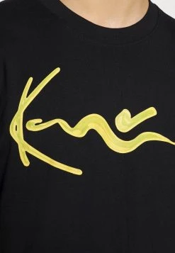 Großhandel 👍 Karl Kani UNISEX 3D SIGNATURE TEE - T-Shirt Print - Blue 🧨 -Karl Kani Verkäufe 4bc26076c0c24301b927fa2bb1349e9d