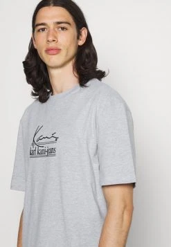 Coupon 😉 Karl Kani SIGNATURE TEE UNISEX - T-Shirt Print - Grey ❤️ -Karl Kani Verkäufe 4e2eb3d7dce0458eae707f5cec48abcb