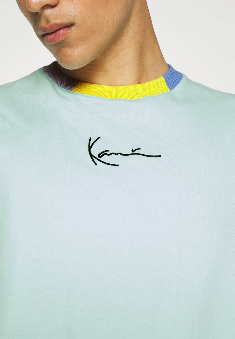 Angebote 🎉 Karl Kani UNISEX SMALL SIGNATURE TEE - T-Shirt Print - Mint 😉 6 Angebote 🎉 Karl Kani UNISEX SMALL SIGNATURE TEE - T-Shirt Print - Mint 😉 – Bild 6