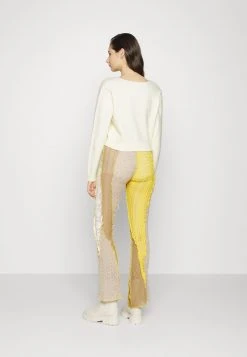 Budget ⌛ Karl Kani CHEST SIGNATURE GATHERED CREW - Strickpullover - Off White, Damen 🤩 -Karl Kani Verkäufe 52e2bac97c4f4dd8ad9c2a886e45492e