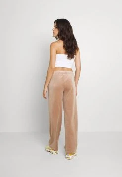 Schlussverkauf 🎉 Karl Kani SMALL SIGNATURE - Jogginghose - Dark Sand, Damen 🌟 7 Schlussverkauf 🎉 Karl Kani SMALL SIGNATURE - Jogginghose - Dark Sand, Damen 🌟 -Karl Kani Verkäufe 5920dd9be2ef4fefbb80c32f7cd2f4c6