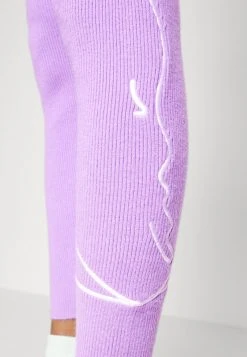Neu ✔️ Karl Kani SIGNATURE - Leggings - Hosen - Purple, Damen ✨ 9 Neu ✔️ Karl Kani SIGNATURE - Leggings - Hosen - Purple, Damen ✨ -Karl Kani Verkäufe 5ae011123f7d42578aff8d8f14c11092
