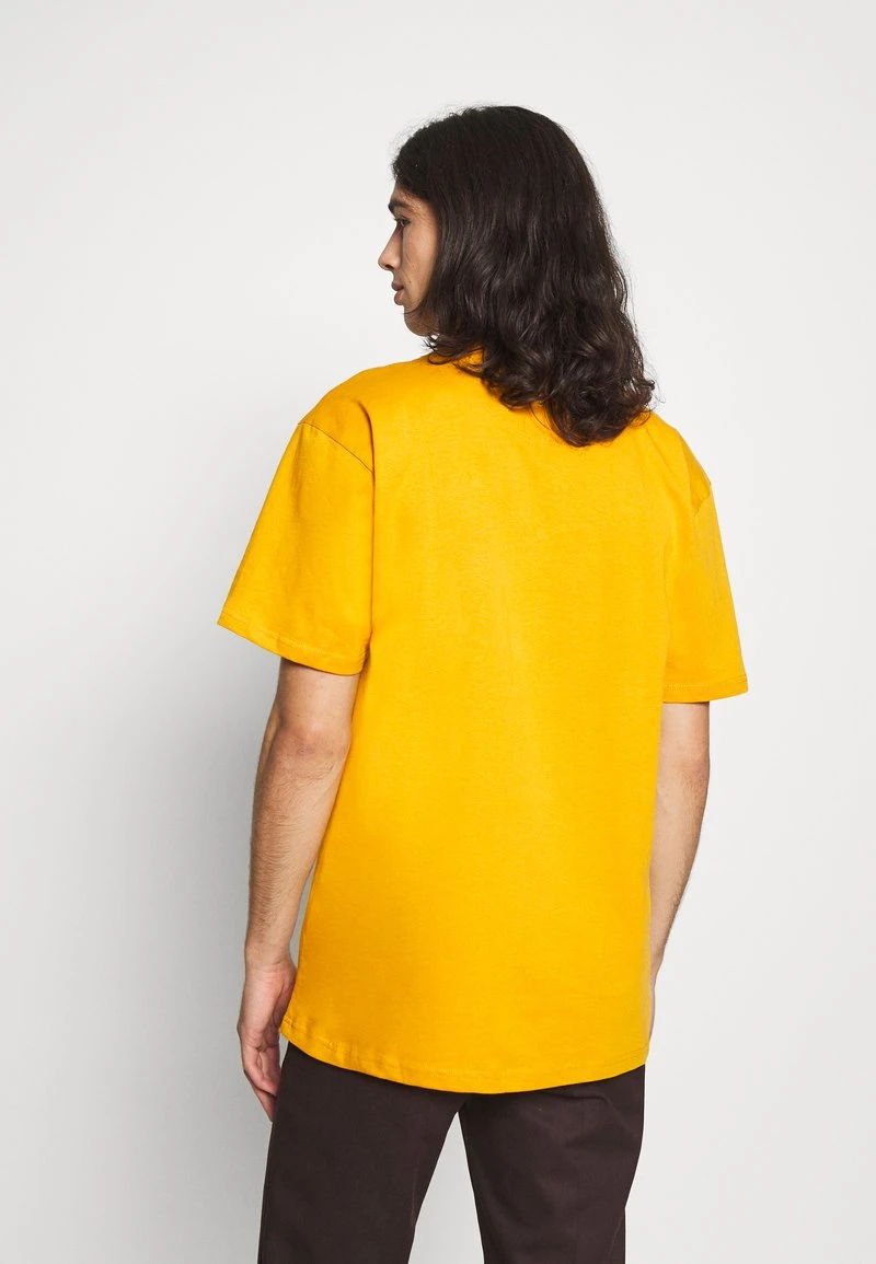 Budget ⭐ Karl Kani SMALL SIGNATURE ESSENTIAL TEE UNISEX - T-Shirt Basic - Dark Yellow 😍 3 Budget ⭐ Karl Kani SMALL SIGNATURE ESSENTIAL TEE UNISEX - T-Shirt Basic - Dark Yellow 😍 – Bild 3