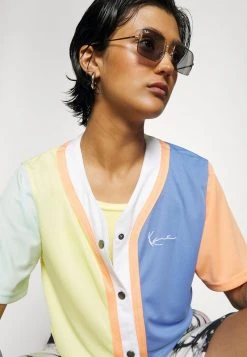 Bestpreis ❤️ Karl Kani CHEST SIGNATURE BLOCK SHORT ⚾ BASEBALL - T-Shirt Print - Blue, Damen 💯 -Karl Kani Verkäufe 5f651d961bfe440aa70ea6ec6ca5b36a