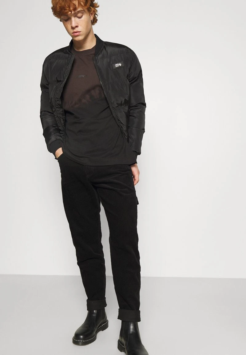 Budget ❤️ Karl Kani UNISEX RETRO PANTS - Stoffhose - Black ⌛ 4 Budget ❤️ Karl Kani UNISEX RETRO PANTS - Stoffhose - Black ⌛ – Bild 4