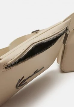 Brandneu ⌛ Karl Kani SIGNATURE MULTIPOCKET UNISEX - Gürteltasche - Cream 👏 -Karl Kani Verkäufe 686184e740ed437aab43794b58768c42