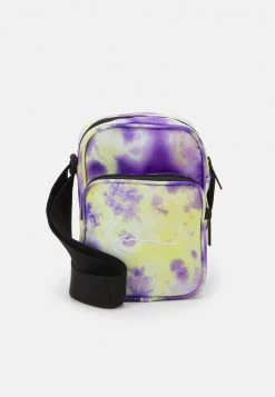 Großhandel ❤️ Karl Kani SIGNATURE TIE DYE MESSENGER - Umhängetasche - Lilac/yellow, Herren 👍