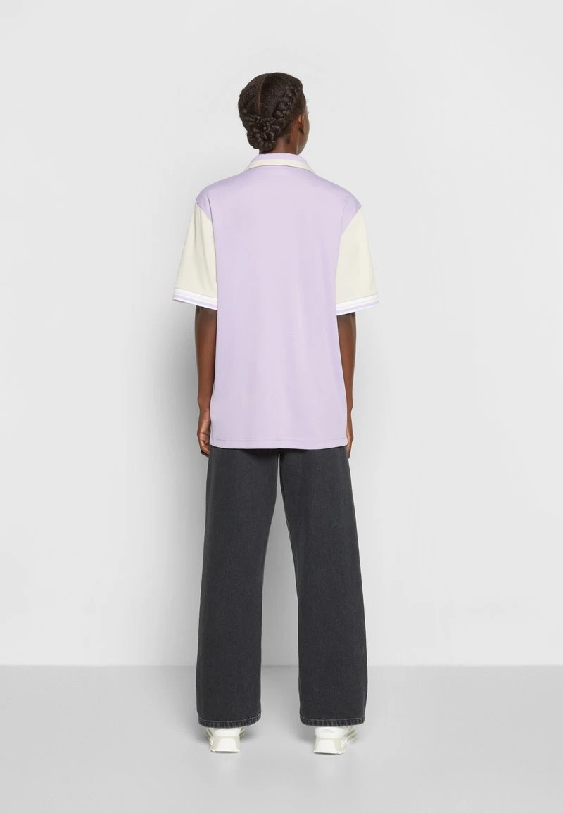 Bester Verkauf ✔️ Karl Kani VARSITY BLOCK ⚾ BASEBALL - T-Shirt Print - Purple, Damen ❤️ 5 Bester Verkauf ✔️ Karl Kani VARSITY BLOCK ⚾ BASEBALL - T-Shirt Print - Purple, Damen ❤️ – Bild 5