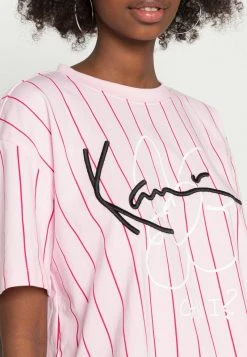 Bester Verkauf 💯 Karl Kani SIGNATURE CROP TEE - T-Shirt Print - Rose, Damen ✨ 9 Bester Verkauf 💯 Karl Kani SIGNATURE CROP TEE - T-Shirt Print - Rose, Damen ✨ -Karl Kani Verkäufe 728ba6458d6047de8216dc717048b3a8