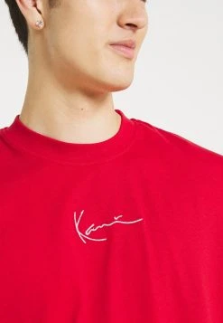 Coupon ⭐ Karl Kani SMALL SIGNATURE TEE UNISEX - T-Shirt Basic - Red 🎁 12 Coupon ⭐ Karl Kani SMALL SIGNATURE TEE UNISEX - T-Shirt Basic - Red 🎁 -Karl Kani Verkäufe 760a116efa964f7594e64ac0fa4b9c06