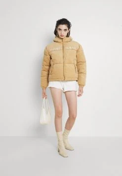 Schlussverkauf ❤️ Karl Kani RETRO HOODED PUFFER JACKET - Winterjacke - Sand, Damen 👏 -Karl Kani Verkäufe 766abfebda07441db1829b7e86c90337