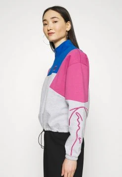 Bestpreis ❤️ Karl Kani SIGNATURE BLOCK TROYER - Sweatshirt - Grey, Damen 🎉 -Karl Kani Verkäufe 7708f137a1f24a31b82c8050e494c82a