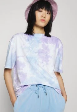 Besorgen ⌛ Karl Kani SIGNATURE TIE DYE TEE - T-Shirt Print - Lilac/light Blue/white, Damen 😍 9 Besorgen ⌛ Karl Kani SIGNATURE TIE DYE TEE - T-Shirt Print - Lilac/light Blue/white, Damen 😍 -Karl Kani Verkäufe 7788e7dc362c40f5bf763e2ab4b57f32