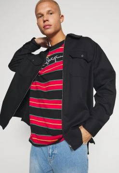 Am billigsten 🥰 Karl Kani ORIGINALS STRIPE TEE UNISEX - T-Shirt Print - Red/black/green ❤️ -Karl Kani Verkäufe 89163be8cb6a4ccb826bea3d6a1e7424