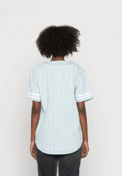 Top 10 🤩 Karl Kani ⚾ BASEBALL SHIRT - Hemdbluse - Blue, Damen ✔️ -Karl Kani Verkäufe 8ae750e4365747dba06b596a344b9e51