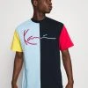 Am billigsten 😍 Karl Kani SIGNATURE BLOCK TEE UNISEX - T-Shirt Print - Navy ⌛ -Karl Kani Verkäufe 8bd303d93ecb4fe085966e28bee71046