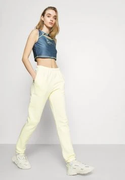 Blitzangebot 🧨 Karl Kani SMALL SIGNATURE CUTOUT CROPPED - Top - Blue, Damen ❤️ 12 Blitzangebot 🧨 Karl Kani SMALL SIGNATURE CUTOUT CROPPED - Top - Blue, Damen ❤️ -Karl Kani Verkäufe 8c2abafc16ae4fa0a7a445647efa0c13