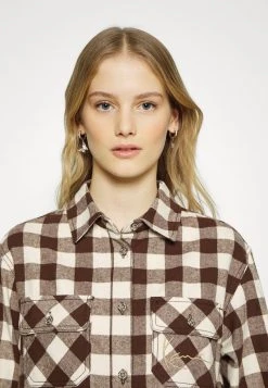 Besorgen ❤️ Karl Kani CHEST SIGNATURE FLANNEL - Hemdbluse - Sand/brown, Damen ⭐ -Karl Kani Verkäufe 8e6358bb837f4bc8a7b93c9364e83412