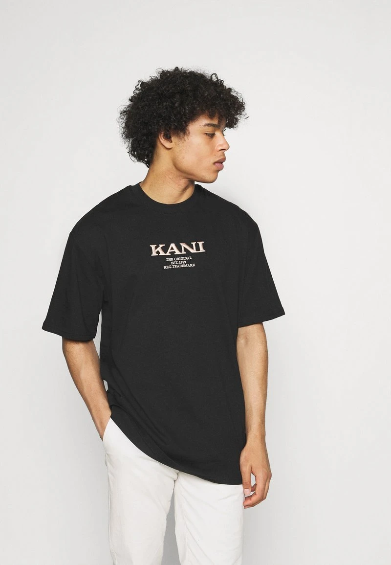 Angebote ⌛ Karl Kani RETRO TEE UNISEX - T-Shirt Print - Black 🔥 1 Angebote ⌛ Karl Kani RETRO TEE UNISEX - T-Shirt Print - Black 🔥