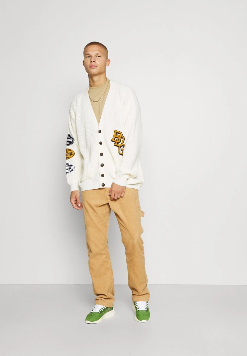 Coupon ⌛ Karl Kani RETRO PANTS UNISEX - Stoffhose - Sand 🥰 2 Coupon ⌛ Karl Kani RETRO PANTS UNISEX - Stoffhose - Sand 🥰 – Bild 2