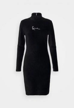 Rabatt 🔔 Karl Kani SMALL SIGNATURE TURTLE NECK 🥰 DRESS - Strickkleid - Black, Damen ✔️ 10 Rabatt 🔔 Karl Kani SMALL SIGNATURE TURTLE NECK 🥰 DRESS - Strickkleid - Black, Damen ✔️ -Karl Kani Verkäufe ab9055cf72654419bcd1291008b06001
