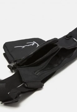 Billig ⌛ Karl Kani SIGNATURE CROSSBODY BAG UNISEX - Umhängetasche - Black 🤩 -Karl Kani Verkäufe b109022faa4c437d8837a932b918d9e2