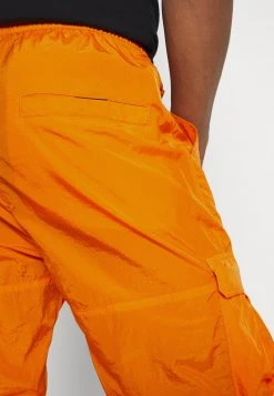 Besorgen 🔔 Karl Kani SIGNATURE CRINCLE PANTS UNISEX - Cargohose - Orange 😀 -Karl Kani Verkäufe b3c784aa7aac457490173bdd64ce73b5