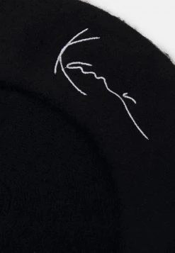 Besorgen ⭐ Karl Kani SIGNATURE BERET - Hut - Black, Unisex ❤️ -Karl Kani Verkäufe b43de7d42a7c4515bd6f66b47e39ef1b