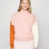 Blitzangebot 🔔 Karl Kani SMALL SIGNATURE BLOCK CREW - Sweatshirt - Rose, Damen ❤️ 6 Blitzangebot 🔔 Karl Kani SMALL SIGNATURE BLOCK CREW - Sweatshirt - Rose, Damen ❤️ -Karl Kani Verkäufe b65becb0af2a4747b8c4614f0c610458