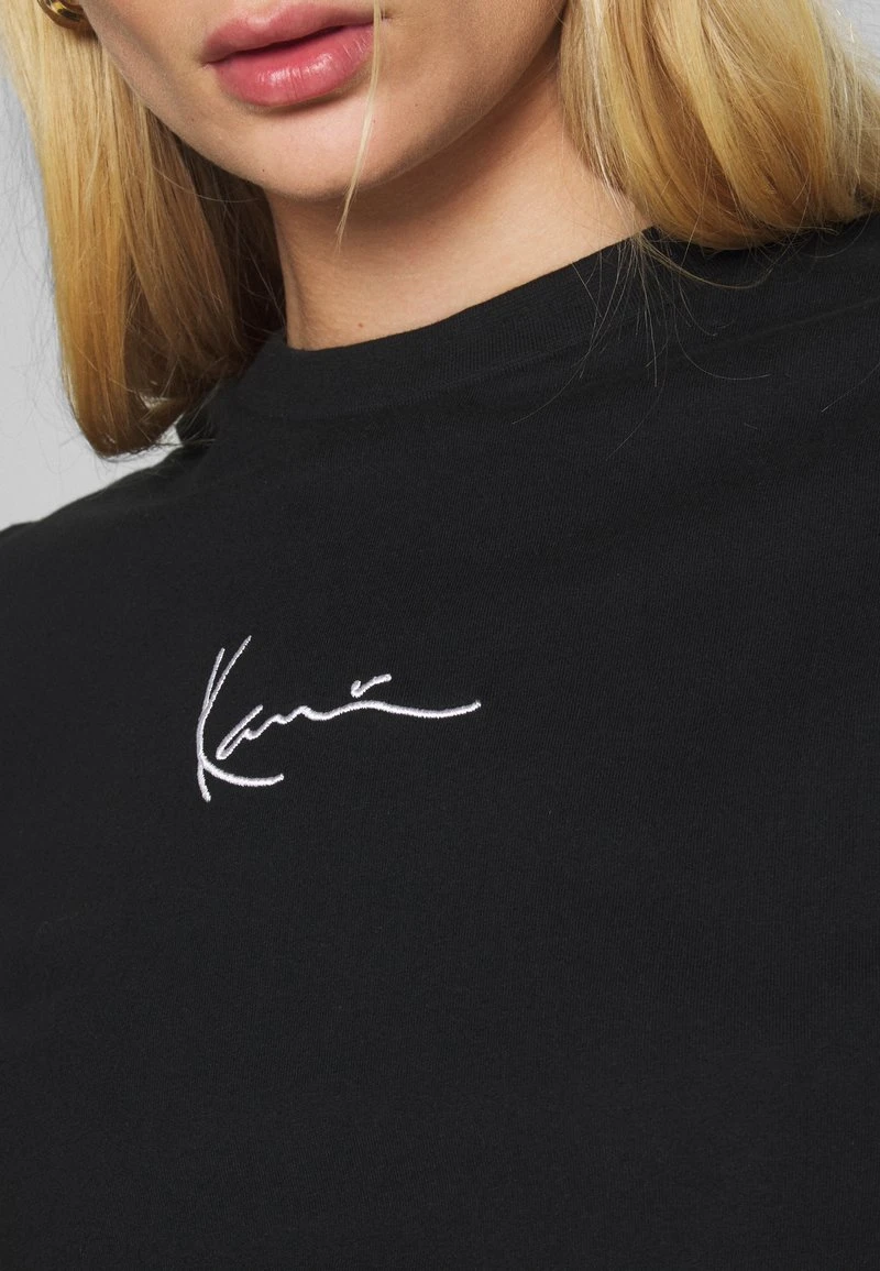 Rabatt 😍 Karl Kani SMALL SIGNATURE TEE - T-Shirt Basic - Black, Damen 💯 6 Rabatt 😍 Karl Kani SMALL SIGNATURE TEE - T-Shirt Basic - Black, Damen 💯 – Bild 6